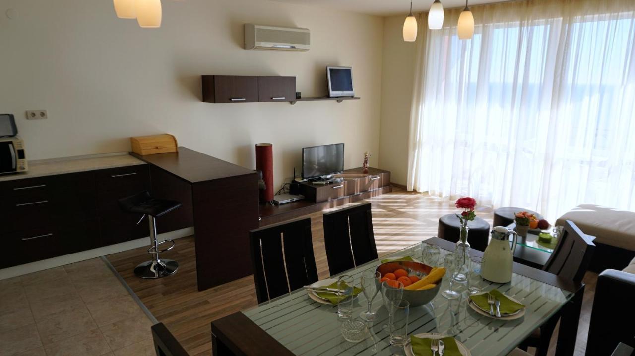 Апартаменти Свети Георги - Saint George Apartments Kavarna Exterior photo